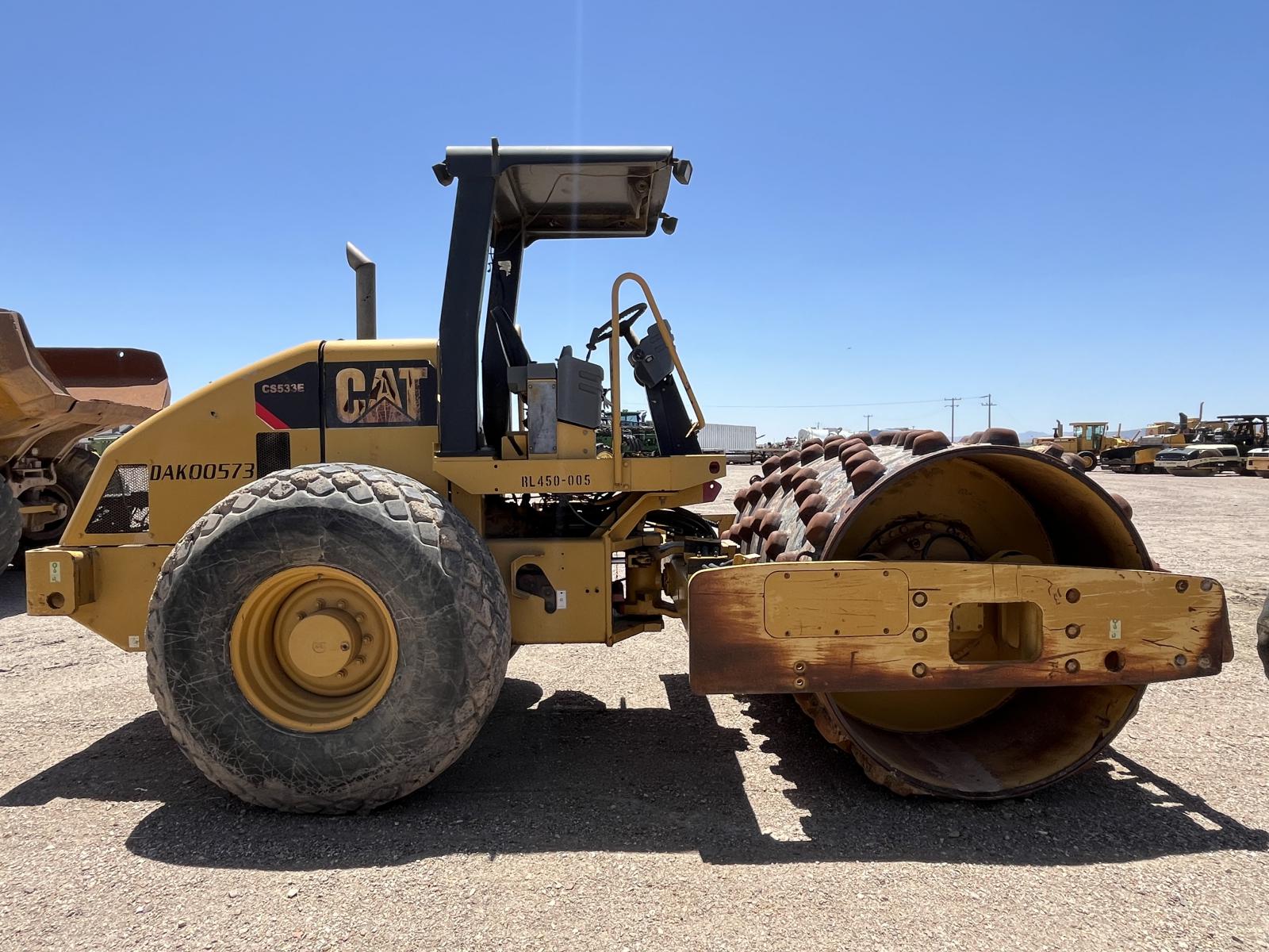 ./imagenes/INVOICE/2019/17609/COMPACTADOR PATA DE CABRA CATERPILLAR CS-533E (18).JPG